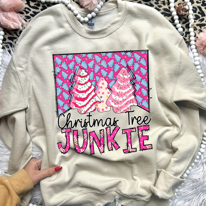Christmas tree junkie Sweatshirt 1456