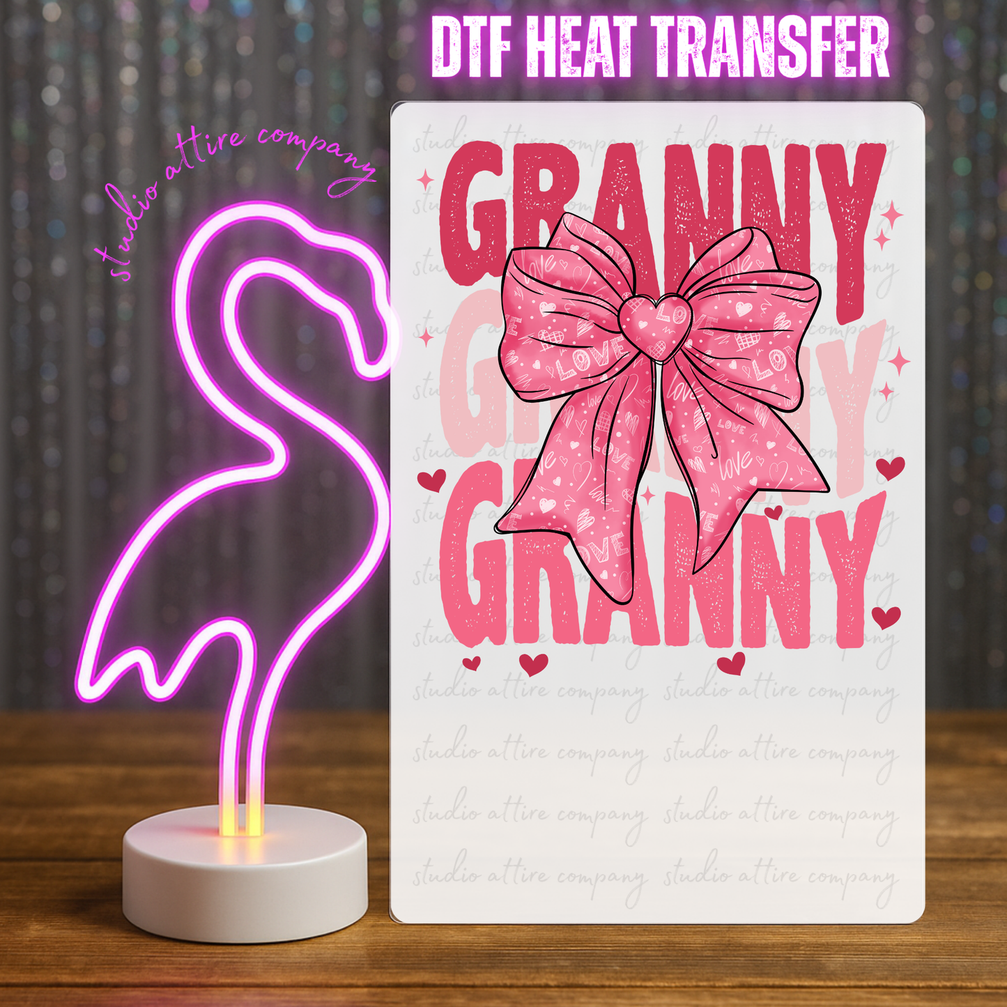 GRANNY WITH HEART BOW, Valentine, Heat transfer, Press and peel, Full color, Instant press, MTO